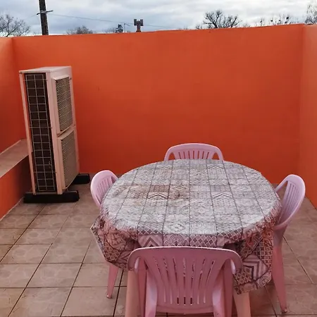 40 La Brossiere Apartment *